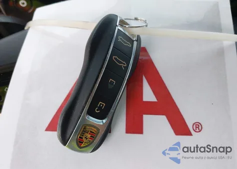 2021 Porsche Taycan z USA, uszkodzony, nr VIN WP0AA2Y19MSA16396